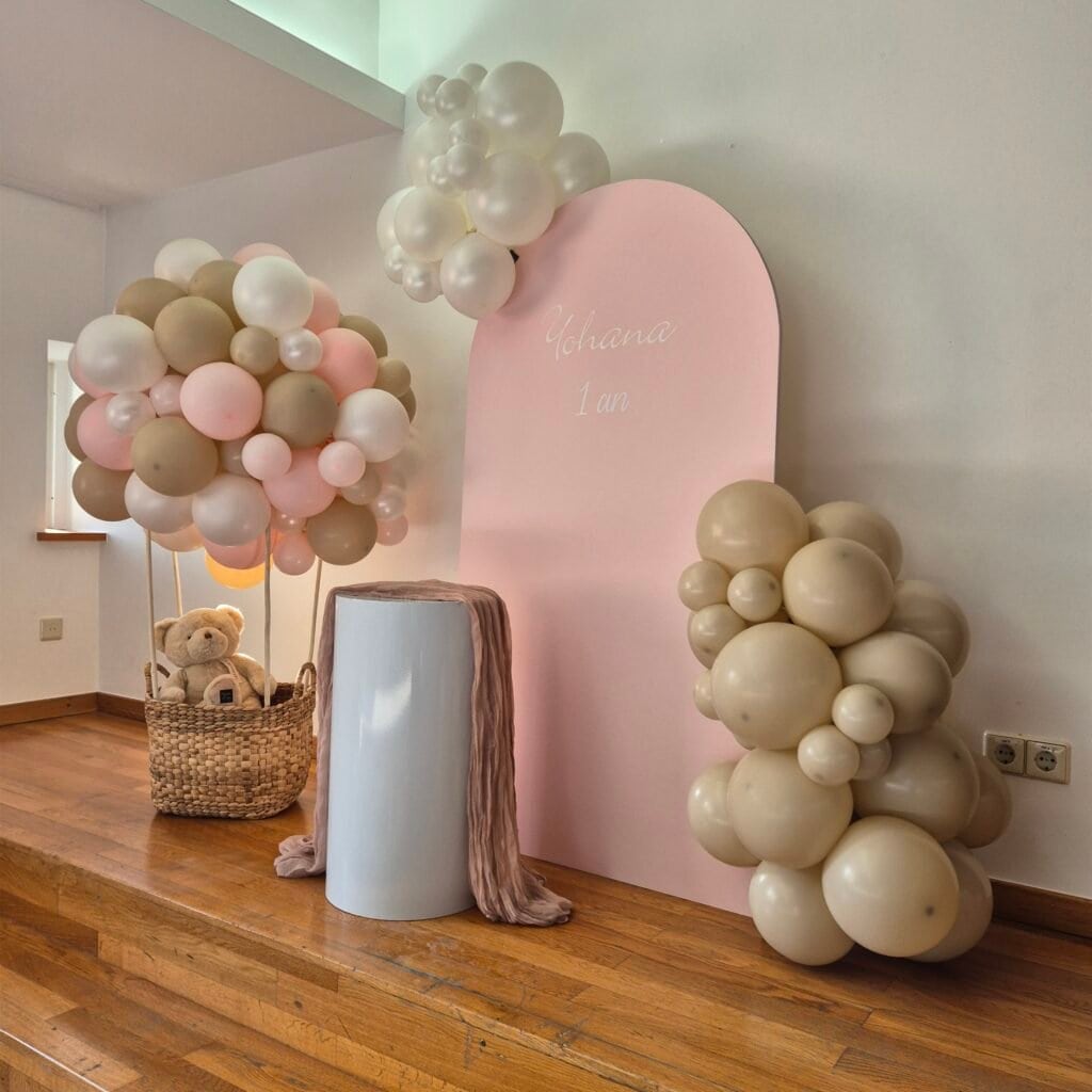 Accueil 15 Décor en ballons pastel pour une fête ou un anniversaire à Metz